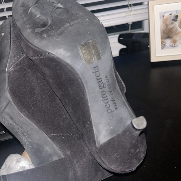 Pedro Garcia black low heel booties size 38 - Picture 11 of 11